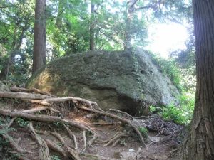 石老山の巨石