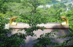 長谷寺 仁王門 鴟尾