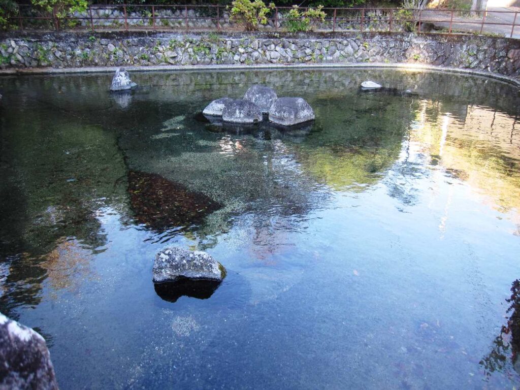 清左衛門地獄池