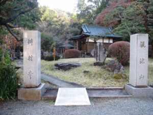 弁財寺
