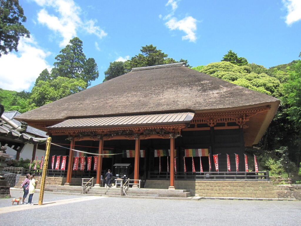 日向薬師 薬師堂