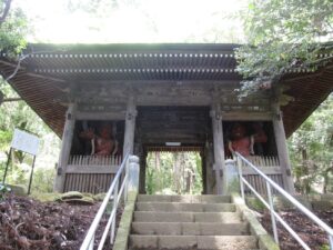 日向薬師 山門