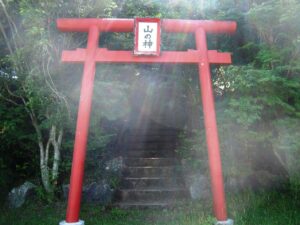 二重曲峠 山の神