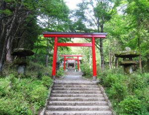 公時神社の鳥居