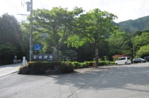 公時神社入口