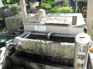 走水神社の手水舎