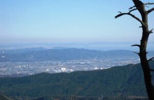 足柄明神から眺める相模湾