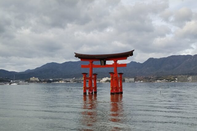 厳島神社