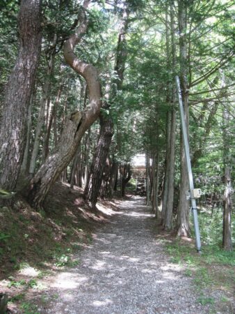物部守屋神社